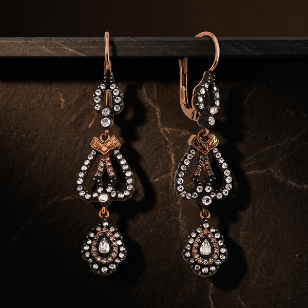 The Hüma Earrings